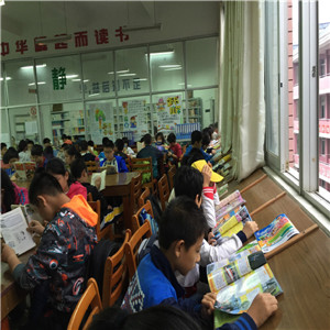 2015年10月马尾实验小学——安静地读书，不就是我们最大的快乐吗？_副本_副本.jpg